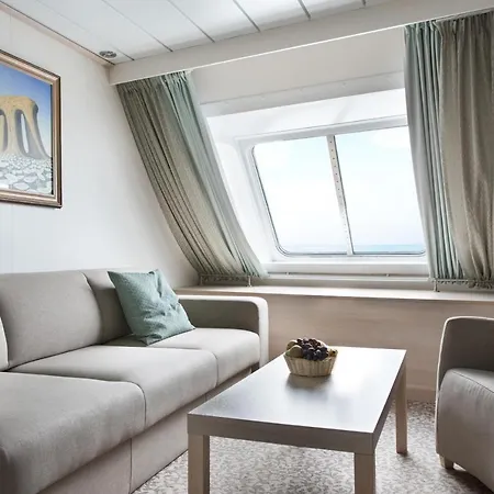  Tallink Ferry -tallinn 2 Nights Return Cruise To Stockholm *