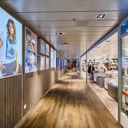  Tallink Ferry -tallinn 2 Nights Return Cruise To Stockholm 塔林