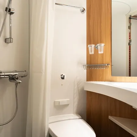 Tallink Ferry -tallinn 2 Nights Return Cruise To Stockholm * 塔林