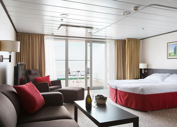 Tallink Ferry -tallinn 2 Nights Return Cruise To Stockholm * Reval